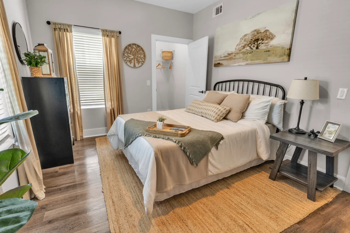 Life at a Pointe Grand apartment community