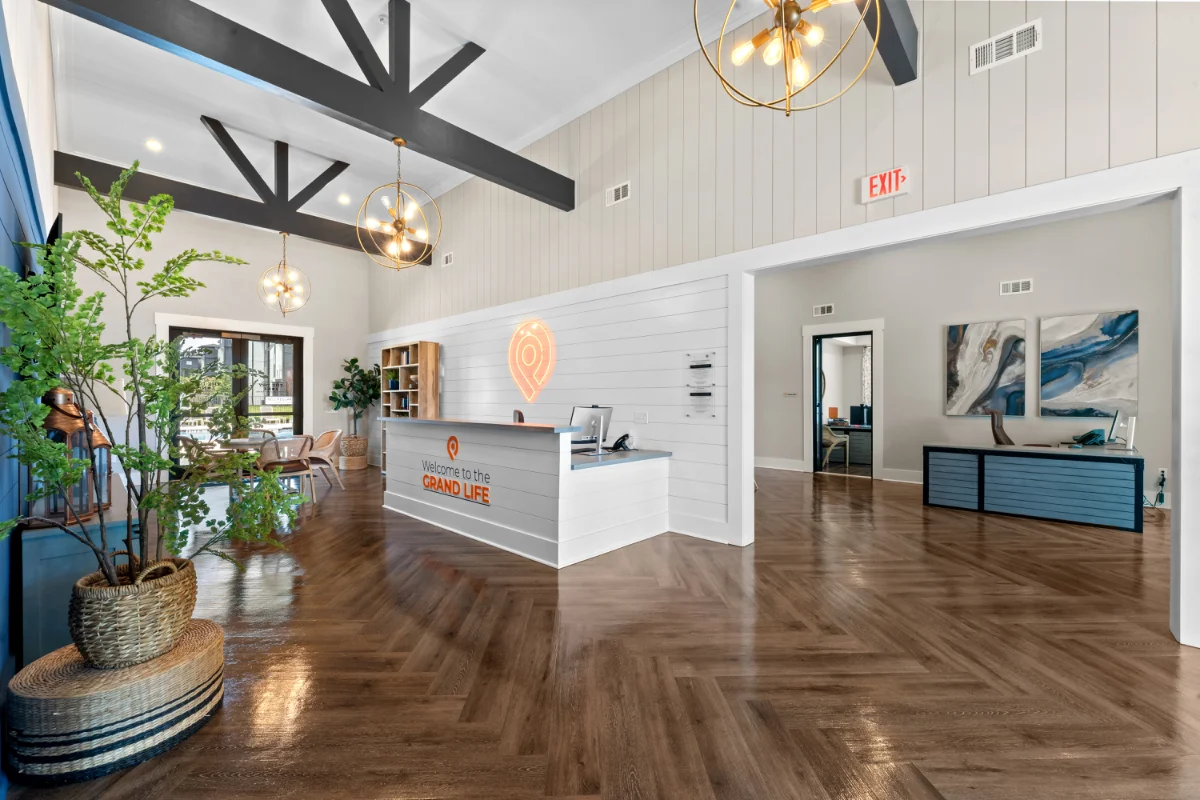 Life at a Pointe Grand apartment community